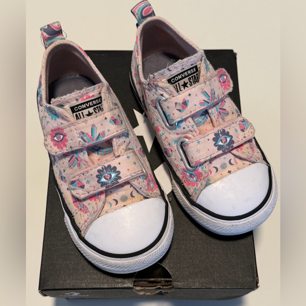 Converse Kids “Mystic Gems” Velcro Low Top Sneakers size EU24 or US 8T